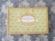 画像2: 1900年代 アンティーク チョコレートボックス お菓子箱　　CHOCOLATS FANTAISIES - CONFISERIE DU CHIEN QUI SAUTE PARIS - (2)