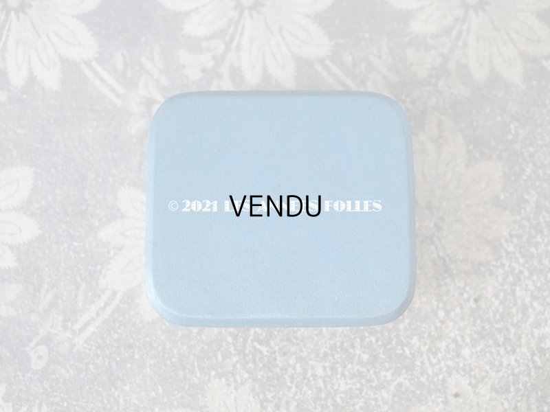 画像4: 1900年代 アンティーク  シルクサテンのジュエリーボックス  ブルーシェル