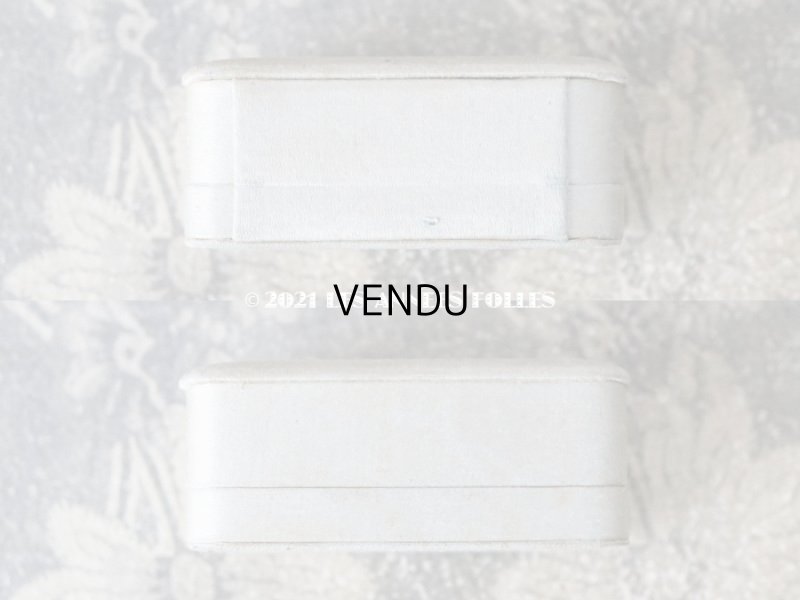 画像5: 1900年代 アンティーク  シルクサテンのジュエリーボックス  パールブルー