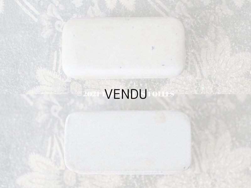 画像4: 1900年代 アンティーク  シルクサテンのジュエリーボックス  パールブルー