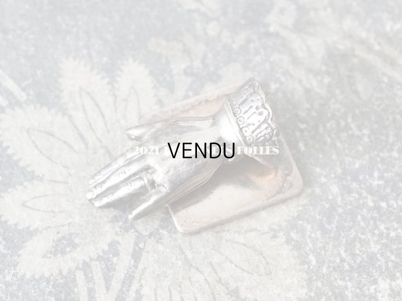 画像4: アンティーク とても小さなペーパークリップ　手のモチーフ 2.5×3.9cm