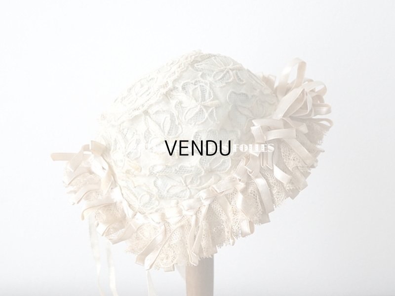 画像4: アンティーク ドール用 ベビー用 小さなボネ 透かし入り花模様のレース　＆　ベビーブルーのシルク地　＆　グレイッシュピンクのリボン