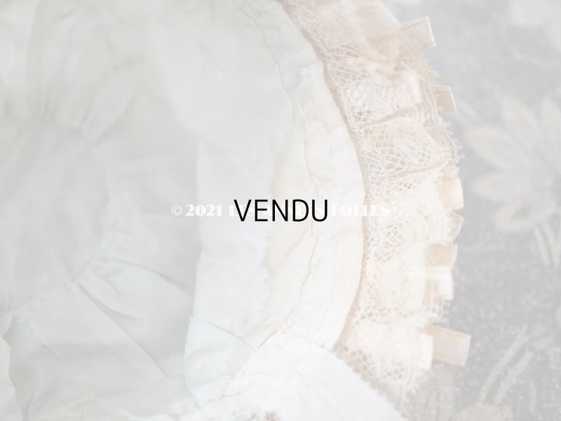 画像14: アンティーク ドール用 ベビー用 小さなボネ 透かし入り花模様のレース　＆　ベビーブルーのシルク地　＆　グレイッシュピンクのリボン