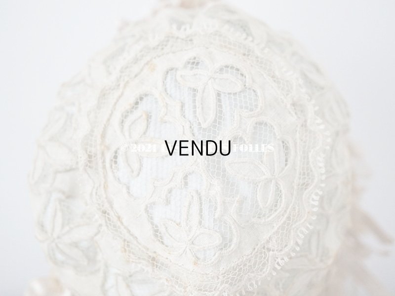 画像11: アンティーク ドール用 ベビー用 小さなボネ 透かし入り花模様のレース　＆　ベビーブルーのシルク地　＆　グレイッシュピンクのリボン