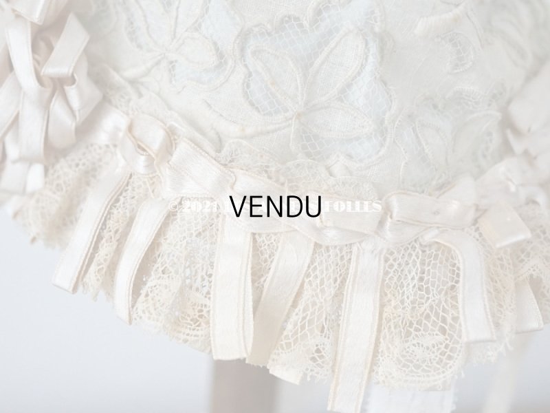 画像10: アンティーク ドール用 ベビー用 小さなボネ 透かし入り花模様のレース　＆　ベビーブルーのシルク地　＆　グレイッシュピンクのリボン