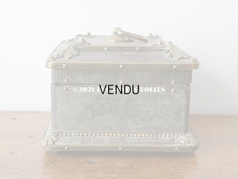 画像5: 19世紀 アンティーク ナポレオン3世時代 お菓子箱 ハンドル & 鍵穴　＆　脚付き チョコレートボックス 木箱 