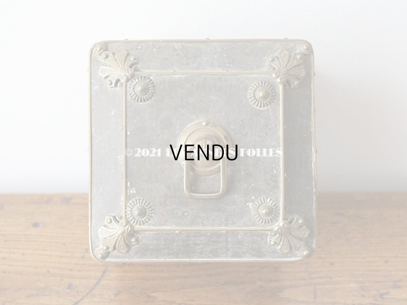 画像7: 19世紀 アンティーク ナポレオン3世時代 お菓子箱 ハンドル & 鍵穴　＆　脚付き チョコレートボックス 木箱 