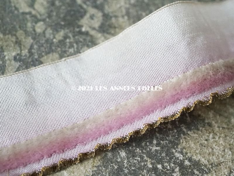 画像2: アンティーク シルク製  リボン メタル糸 & ベルベットの縁取り スモーキーパープル 幅2.7cm