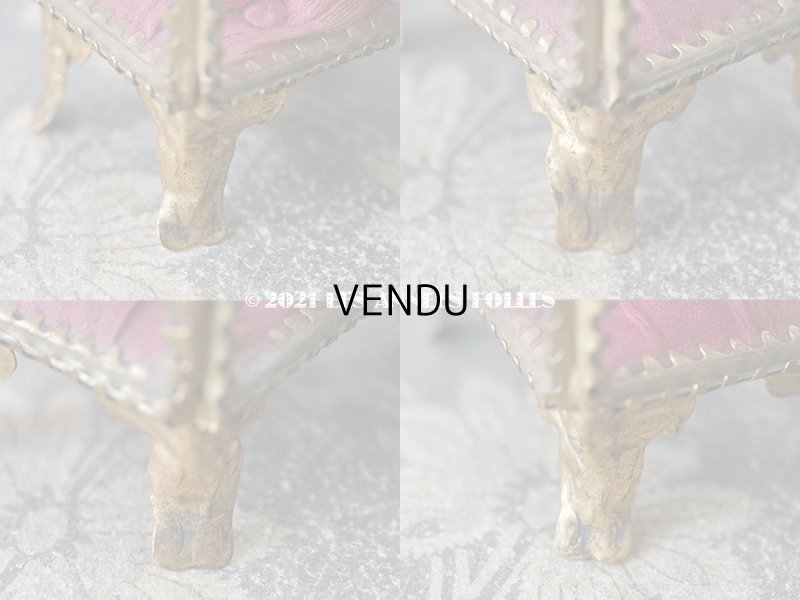 画像6: アンティーク ジュエリーボックス 花とリーフのガーランド シルク製クッション スモーキーレッド