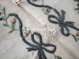 画像6: 18世紀末　アンティーク シルク製　ポシェット イニシャル　＆　ファイヤーハートの刺繍入り