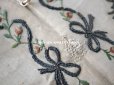 画像6: ＊蚤の市＊18世紀末 アンティーク シルク製 ポシェット イニシャル＆ファイヤーハートの刺繍入り