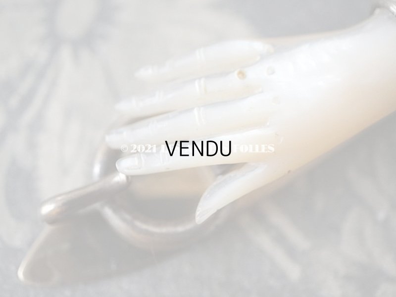 画像4: アンティーク 　手のモチーフのクラヴィエ シャトレーヌ　マザーオブパール