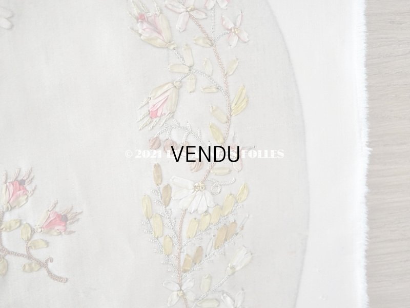 画像13: 18世紀末 アンティーク ロココ調 シルク製 大きなパネル リボン刺繍 & ボーヴェ刺繍 70×52cm