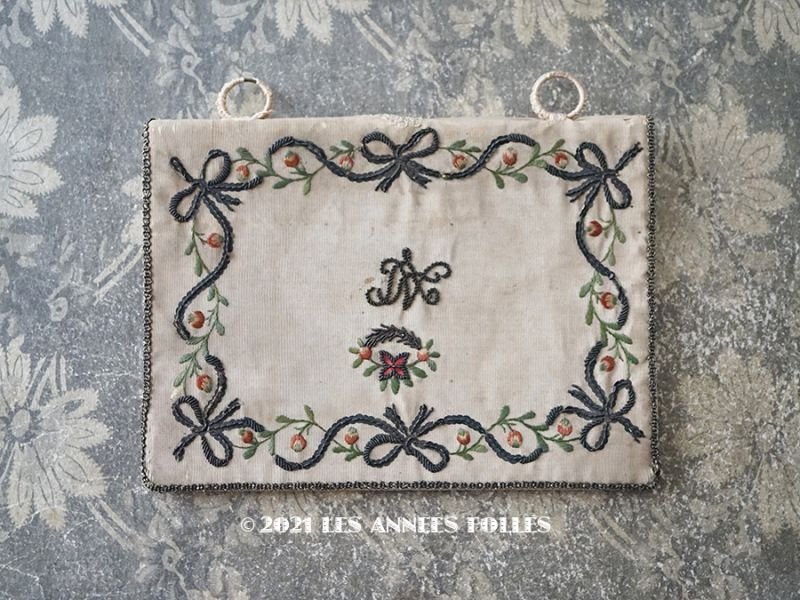 画像1: ＊蚤の市＊18世紀末 アンティーク シルク製 ポシェット イニシャル＆ファイヤーハートの刺繍入り