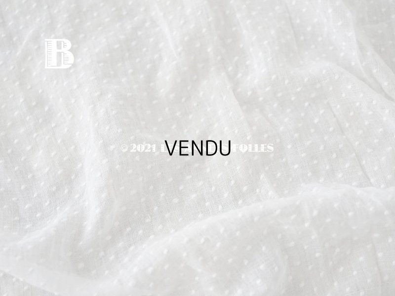 画像9: アンティーク  ドットの刺繍入り コットン生地 