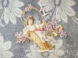 画像1: 1900年代 アンティーク ダイカットクロモ　小さな女の子＆菫の花かご (1)