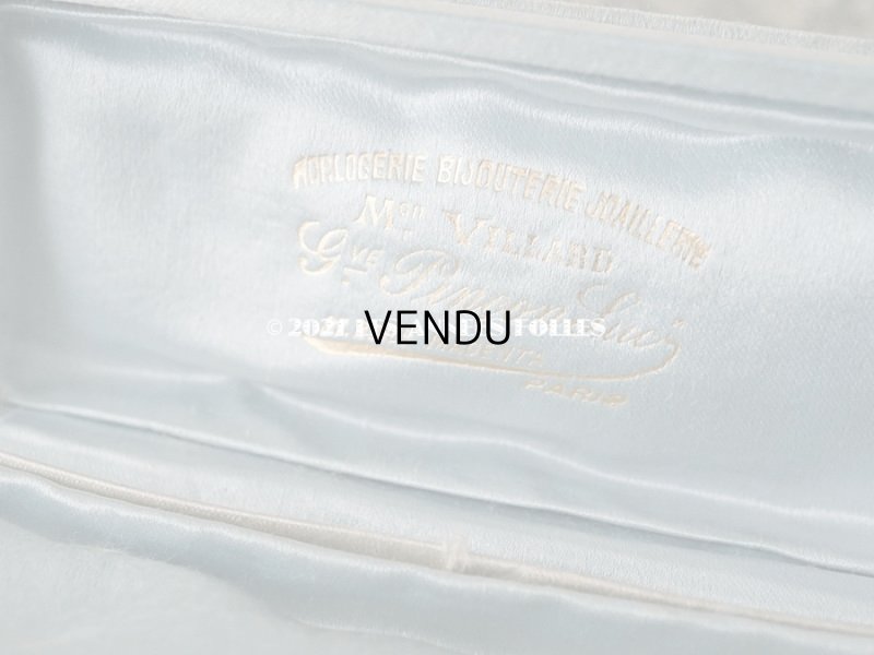 画像9: 1900年代 アンティーク  シルクサテンのジュエリーボックス  パウダーブルー