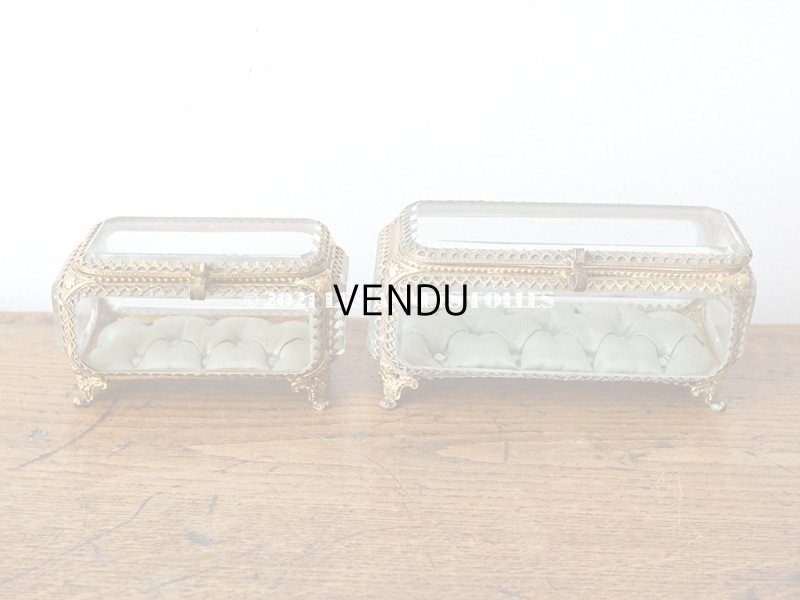 画像20: 19世紀 アンティーク ジュエリーボックス シルク製クッション 淡いブルー