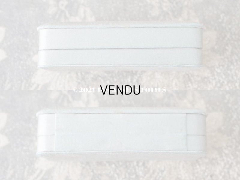 画像5: 1900年代 アンティーク  シルクサテンのジュエリーボックス  パウダーブルー