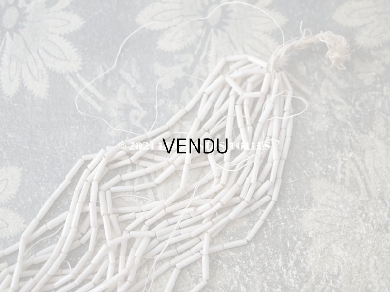 画像4: アンティーク ガラスビーズ  オーロラ加工 ホワイト・マット 2×8~9mm