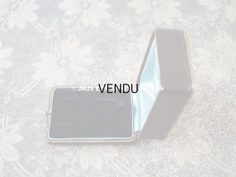 画像8: 19世紀末 アンティーク  本革製 ジュエリーボックス 金彩入り ブローチ&ピアス用 ダークブラウン