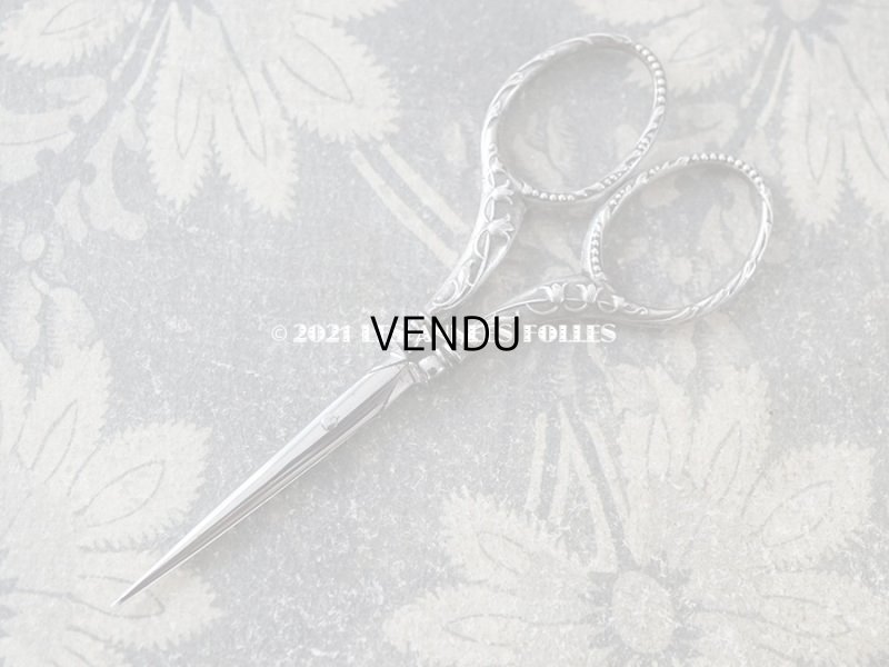 画像9: アンティーク シルバー製 鈴蘭の裁縫道具セット