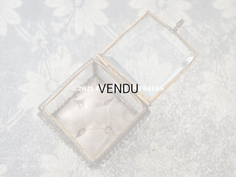 画像6: アンティーク ジュエリーボックス ベージュ・グレーのシルク製クッション 