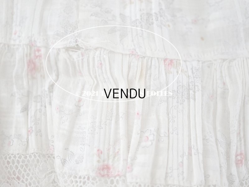 画像10: 1900年代 アンティーク 小さな薔薇模様　コットンオーガンジーのペチコート ドールドレス用生地