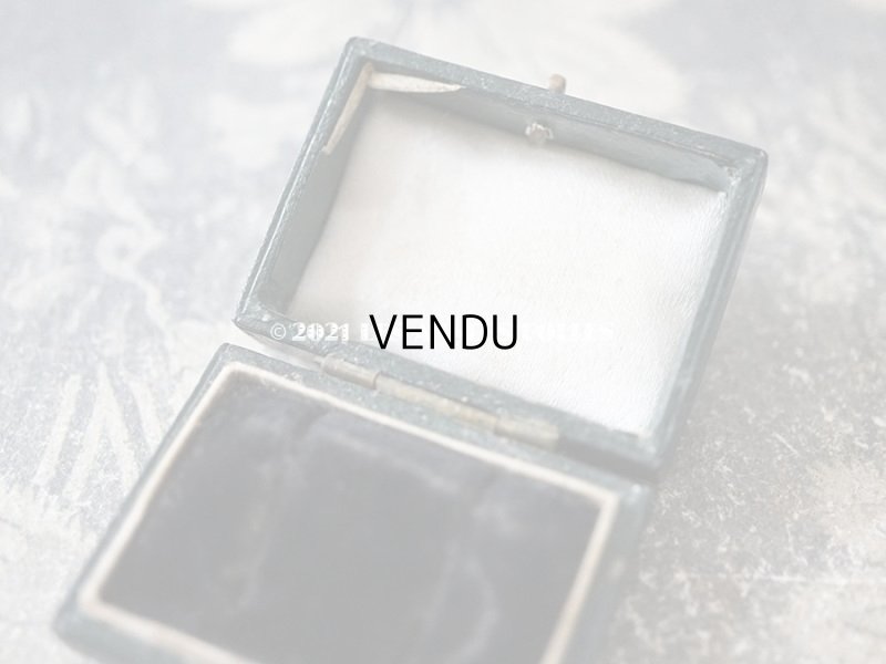 画像7: 19世紀末 アンティーク 本革製 ピアス用 小さなジュエリーボックス  ダークグリーン