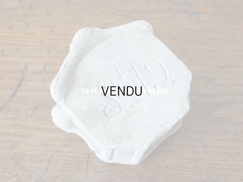 画像10: 1900年代 アンティーク マリア像の台座　石膏製 ハートのモチーフ