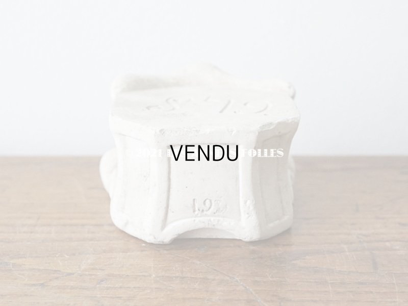 画像4: 1900年代 アンティーク マリア像の台座　石膏製 ハートのモチーフ