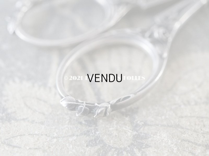 画像11: アンティーク シルバー製 薔薇の裁縫道具セット 