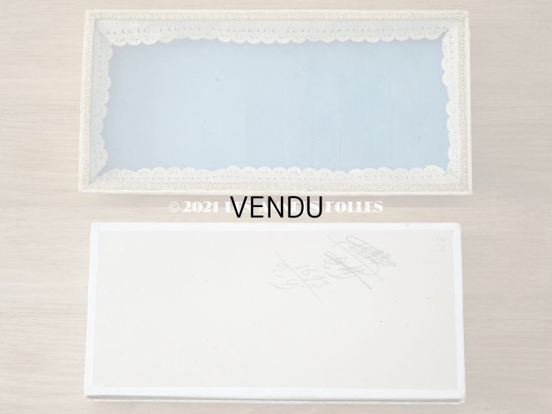 画像3: アンティーク プレザントワール 硝子の蓋のショーケース 初聖体の腕章入れ