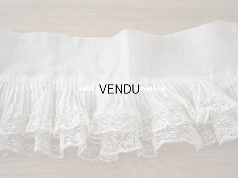 画像11: 【クリスマスセール2021対象外】1900年代 アンティーク 幅広 ドレスの裾  0.85〜0.9m 2段プリーツ入り＆手編みのヴァランシエンヌレース 21cm幅 