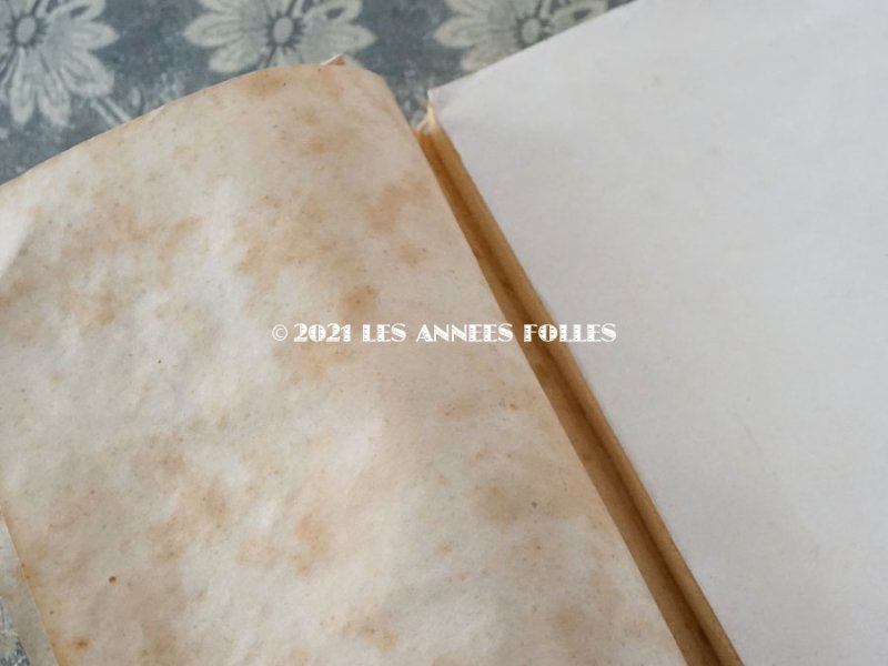 画像7: アンティーク ピンクのリボンが結ばれた バテムのドラジェボックス レースペーパー