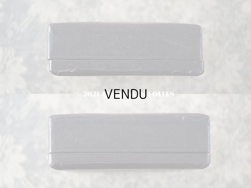 画像5: 【クリスマスセール2021対象外】19世紀末 アンティーク 本革製 イニシャル入り SM 大きなジュエリーボックス  ボルドーブラウン