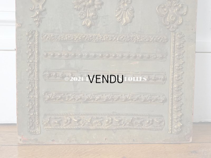 画像3: 1900年代 アンティーク  メタル製 オーナメントの大きなサンプラー 47×62cm