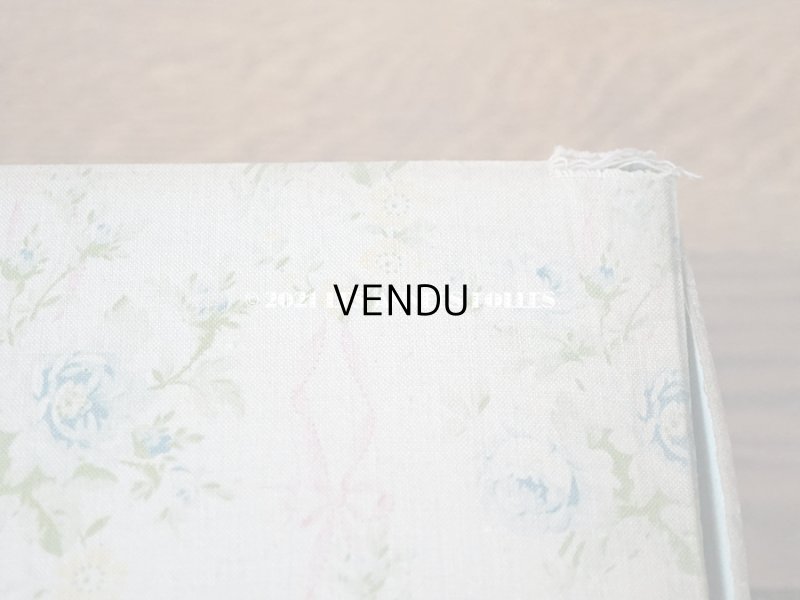 画像13: 【セール対象外】1900年代 アンティーク  カルトナージュチェスト 淡いピンクのリボン&ブルーの薔薇のガーランド