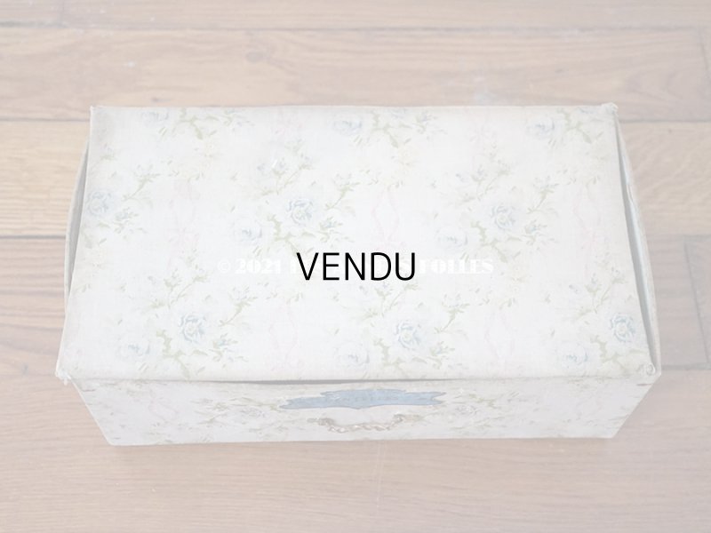 画像14: 【セール対象外】1900年代 アンティーク  カルトナージュチェスト 淡いピンクのリボン&ブルーの薔薇のガーランド