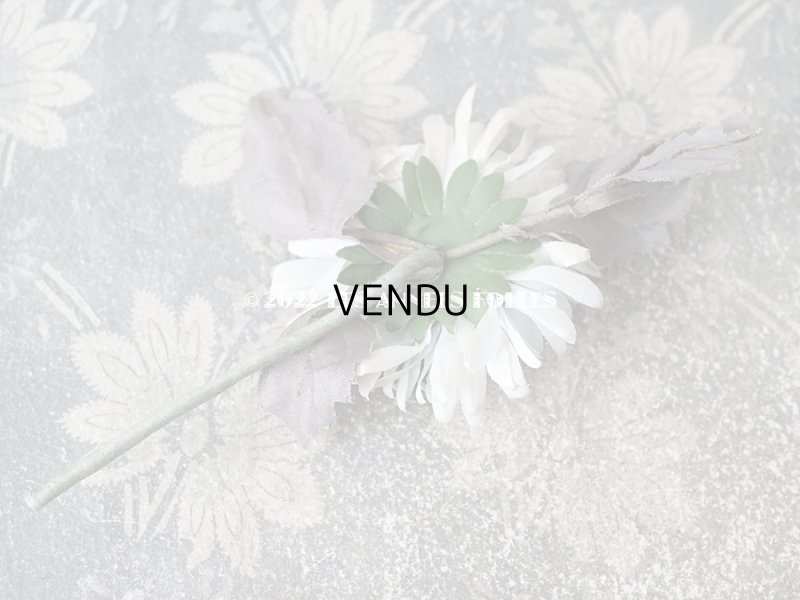 画像8:  アンティーク 布花 西洋菊 クリザンテーム　コサージュ パウダーブルー