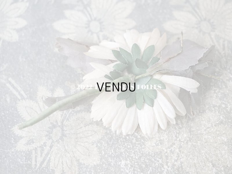 画像13:  アンティーク 布花 西洋菊 クリザンテーム　コサージュ オフホワイト