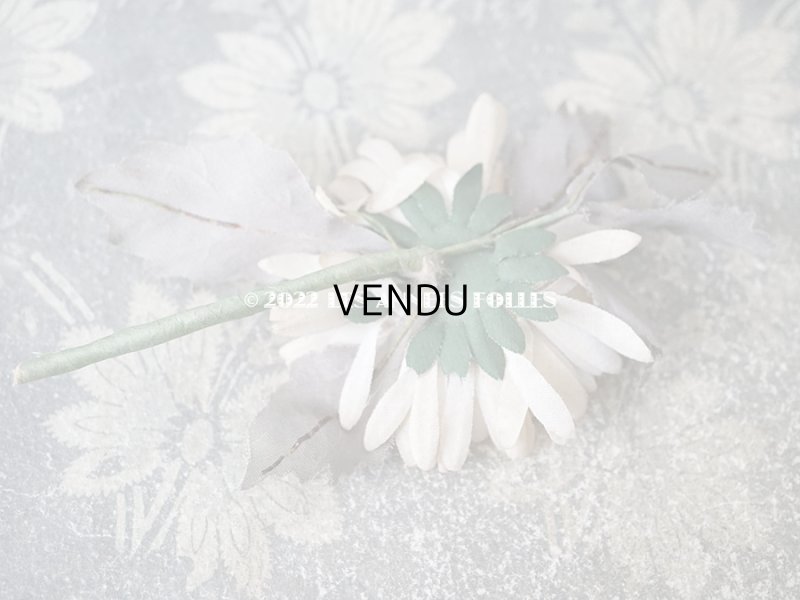 画像16:  アンティーク 布花 西洋菊 クリザンテーム　コサージュ オフホワイト