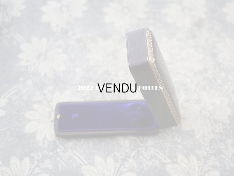 画像3: アンティーク ピンブローチ用 本革製 ジュエリーボックス 金彩入り チョコレートブラウン