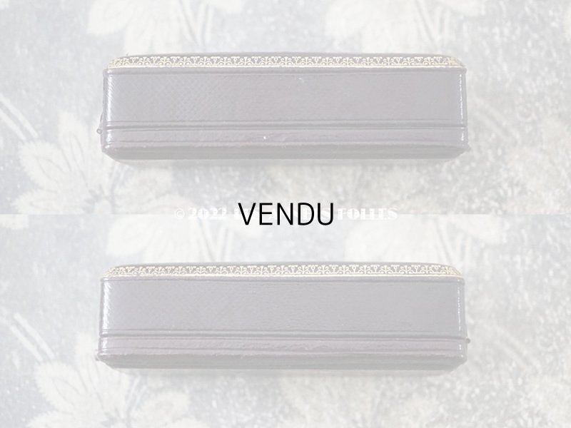 画像7: アンティーク ピンブローチ用 本革製 ジュエリーボックス 金彩入り チョコレートブラウン