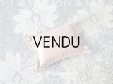19世紀末 アンティーク  シルク製 サシェ パフュームリーの小さなクッション 淡いピンク   - VIOLET PARIS -