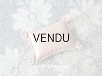 19世紀末 アンティーク  シルク製 サシェ パフュームリーの小さなクッション 淡いピンク   - VIOLET PARIS -