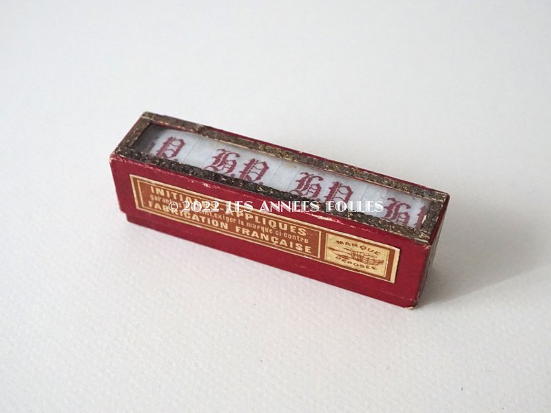 画像2: 1900年代 アンティーク 硝子の蓋の紙箱入り イニシャルテープ HP
