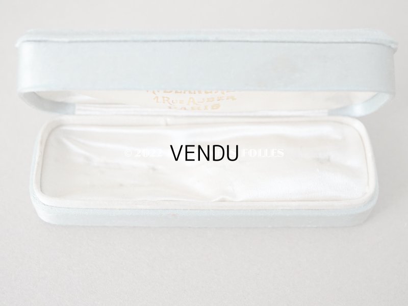 画像8: 1900年代 アンティーク  シルクサテンのジュエリーボックス  パウダーブルー