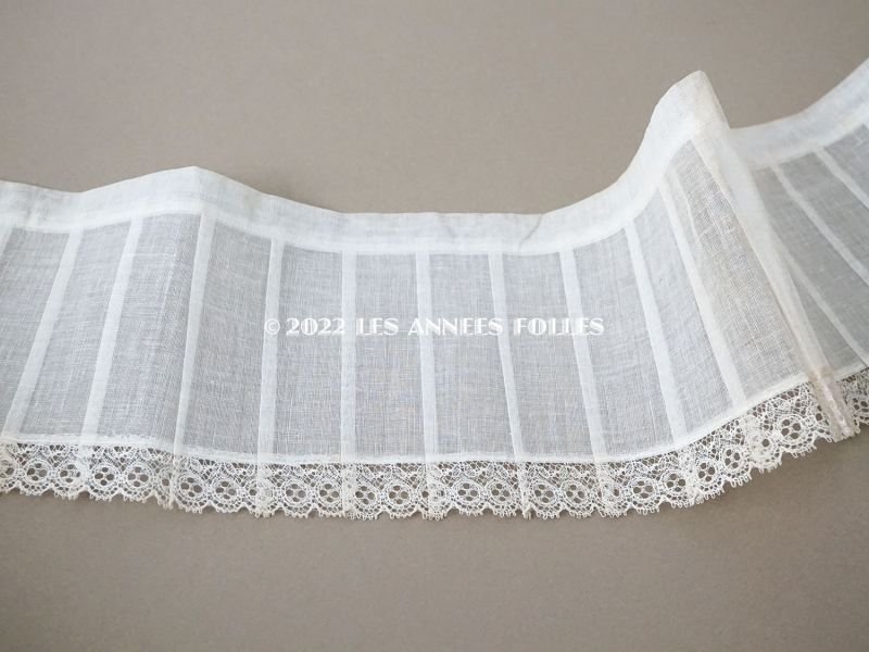 画像3: 1900年頃 アンティーク 幅広 ドレスの裾  プリーツ入り レース付き 幅15.6cm コットンオーガンジー