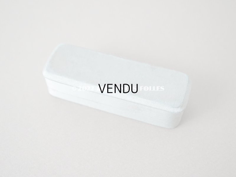 画像3: 1900年代 アンティーク  シルクサテンのジュエリーボックス  パウダーブルー